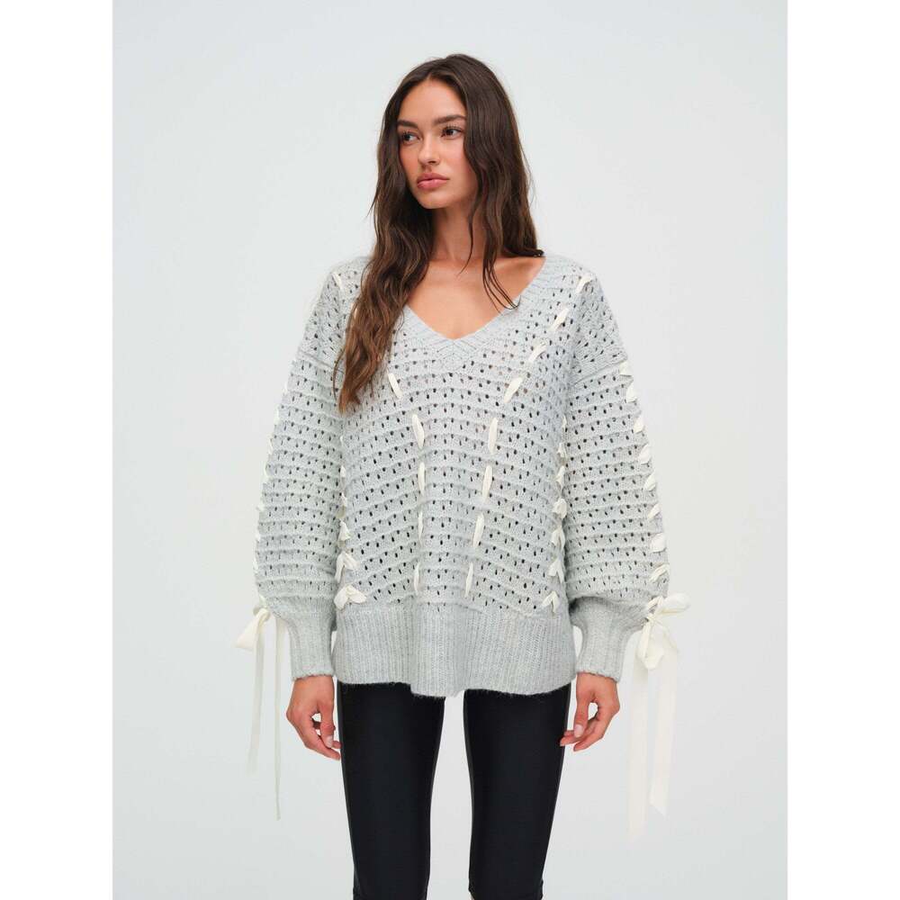 SOLD For Love & Lemons Liberty V Neck Sweater M / Grey
